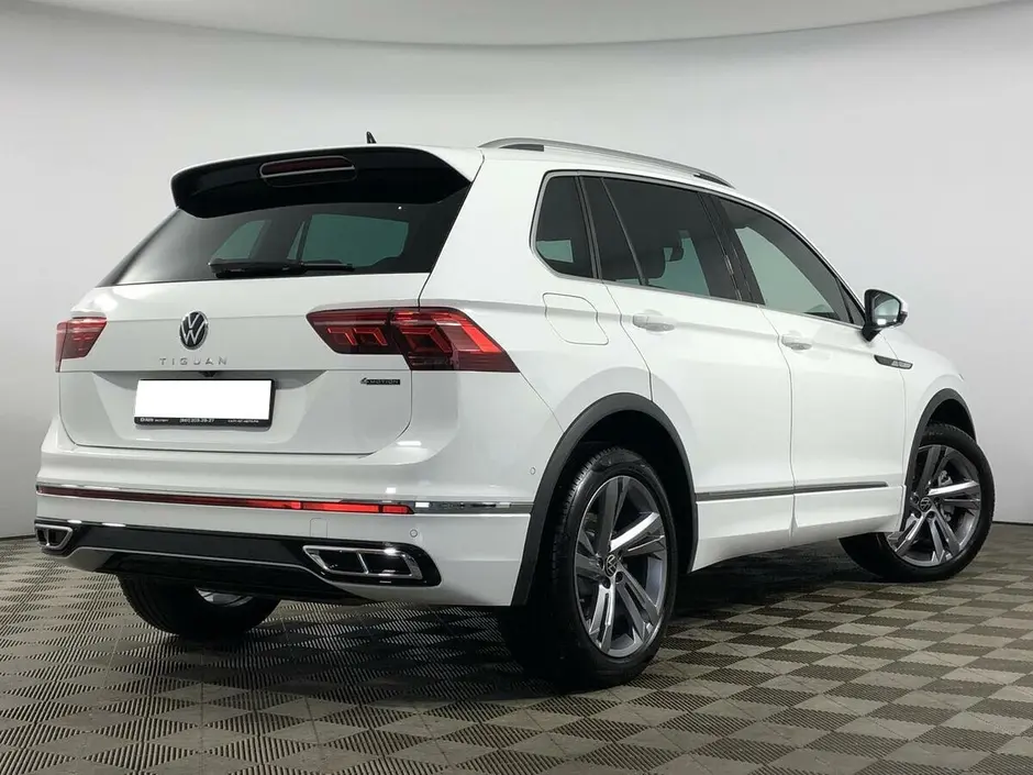 «Авто на Неве»