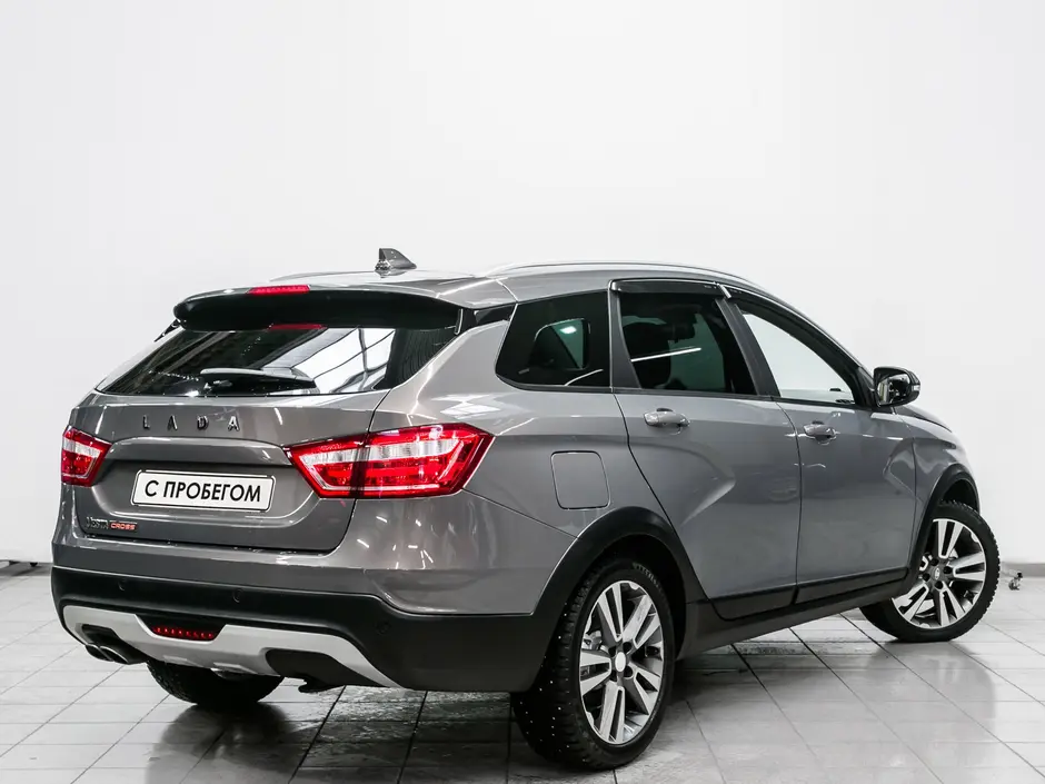 «Авто на Неве»