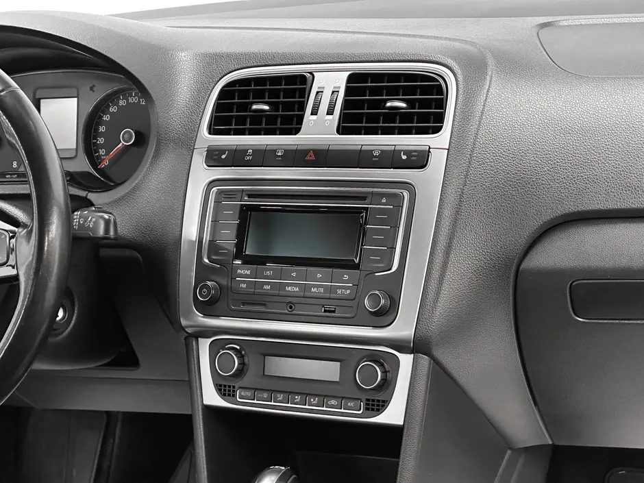 «Авто на Неве»