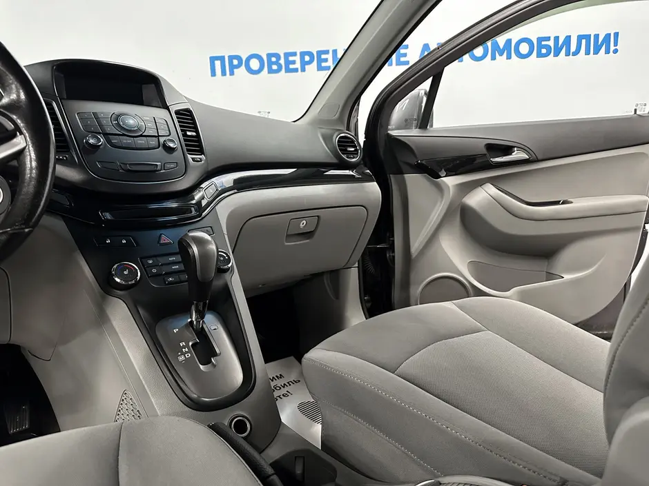 «Авто на Неве»