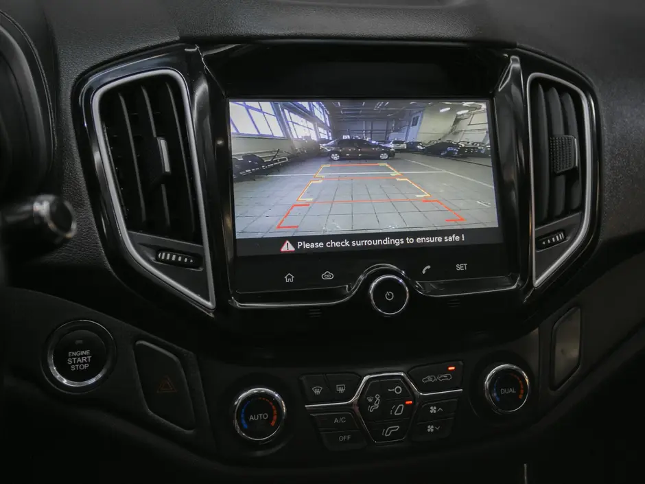 «Авто на Неве»