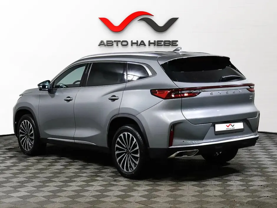 «Авто на Неве»