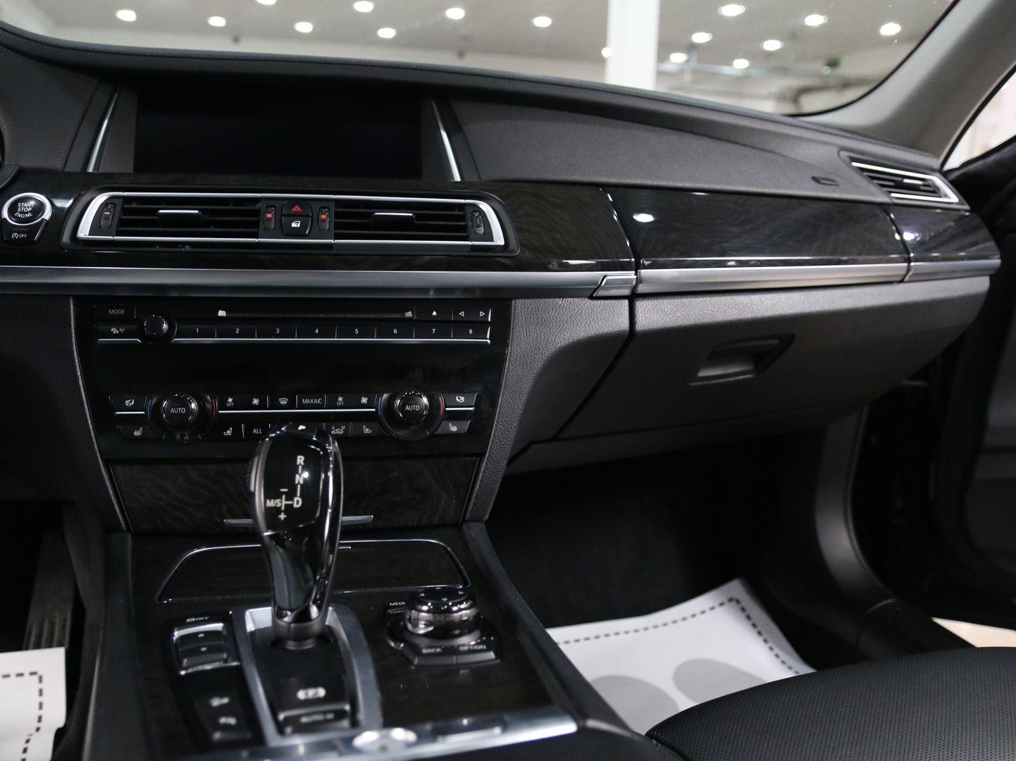 фото автомобиля 15