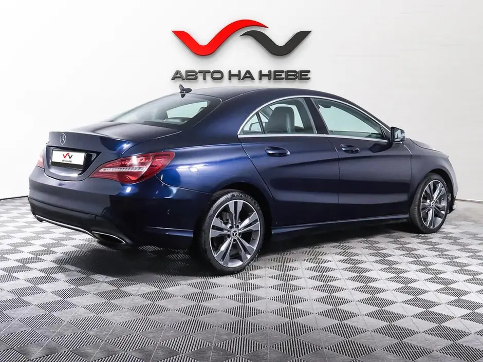 «Авто на Неве»
