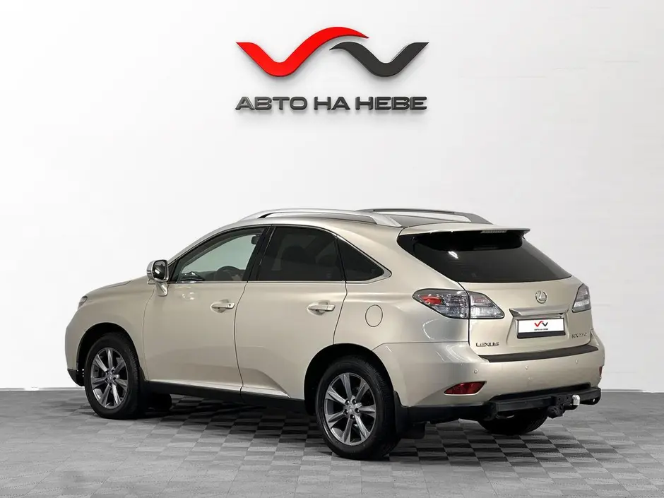«Авто на Неве»