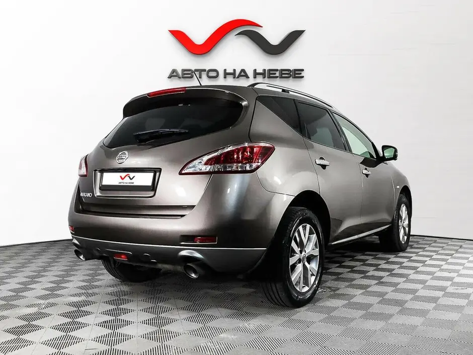 «Авто на Неве»