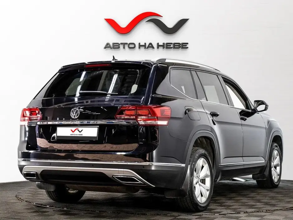 «Авто на Неве»