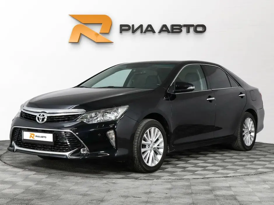 Toyota Camry, 2015 г.