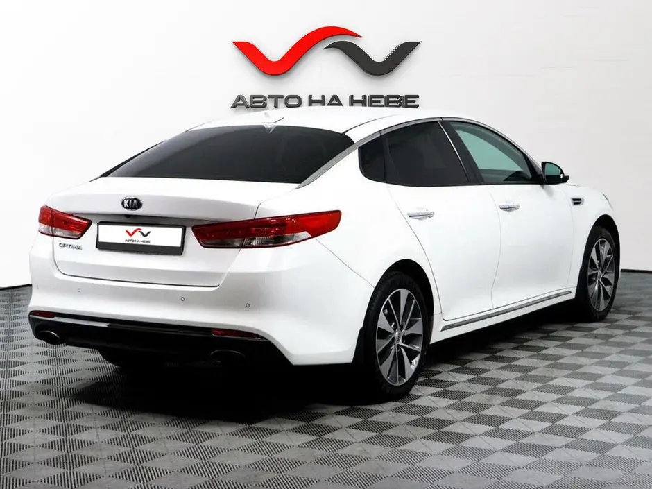 «Авто на Неве»