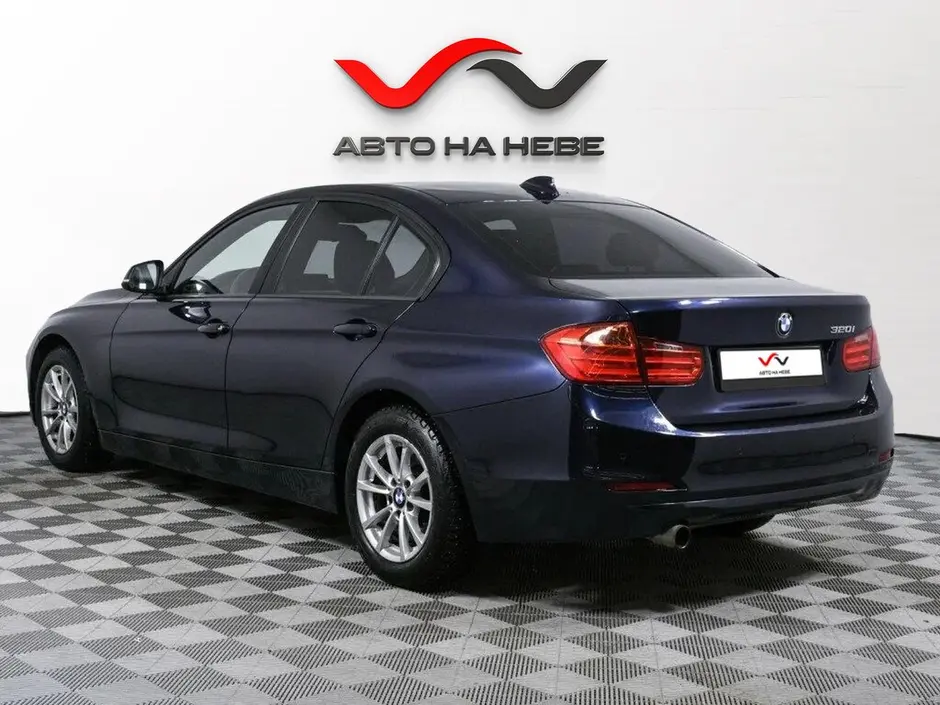 «Авто на Неве»