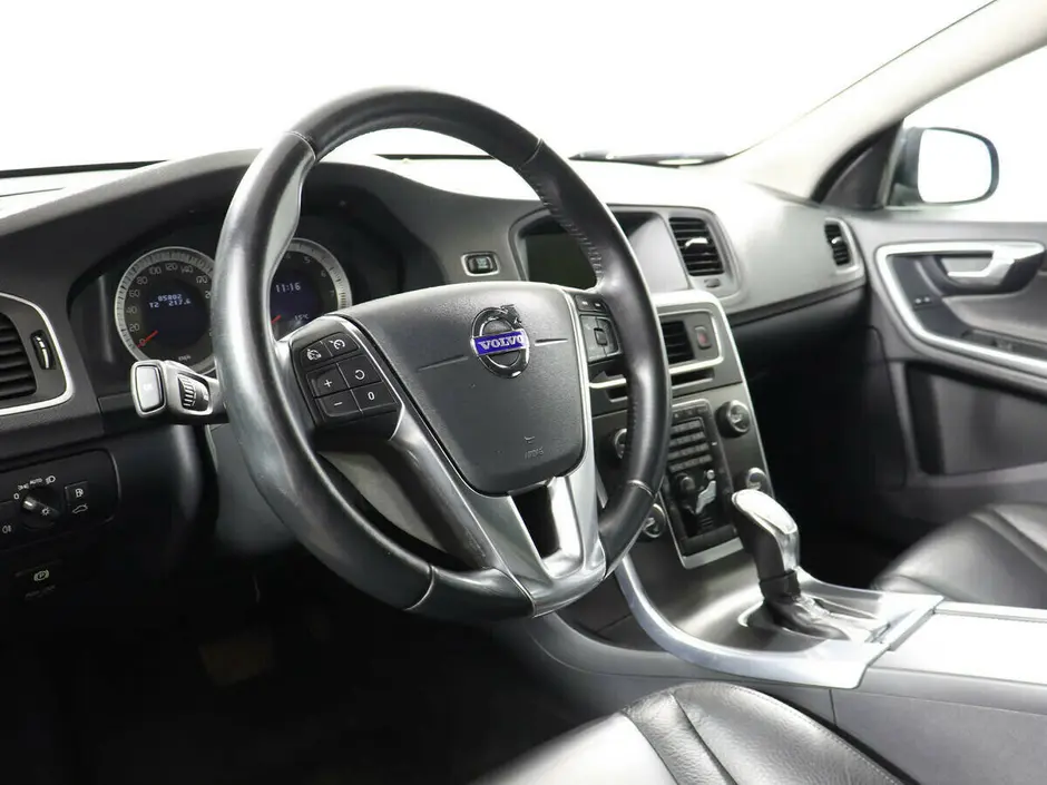 «Авто на Неве»