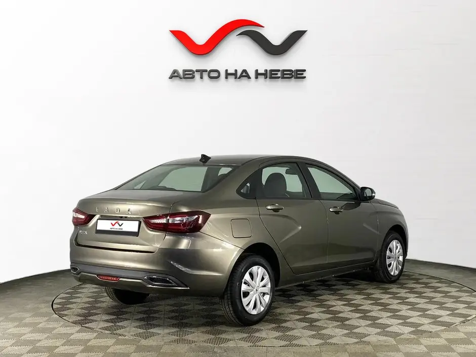 «Авто на Неве»
