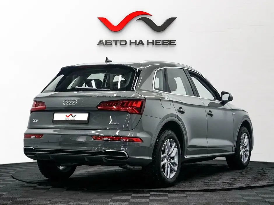 «Авто на Неве»