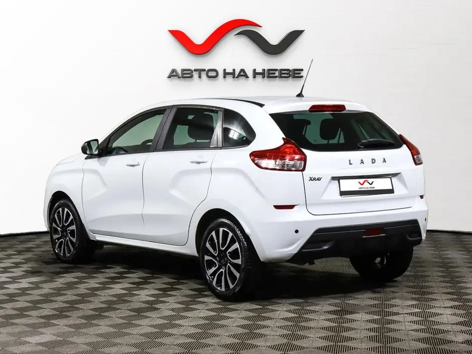 «Авто на Неве»