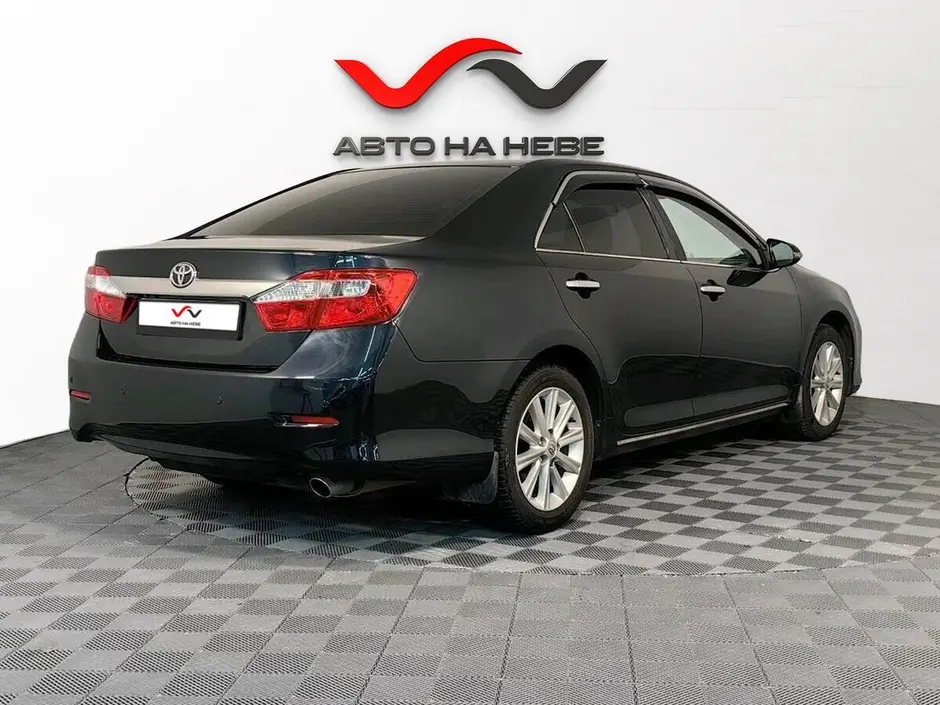 «Авто на Неве»