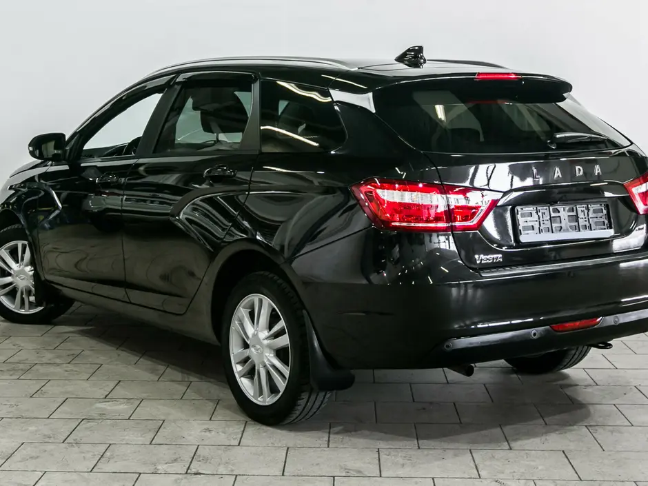 «Авто на Неве»