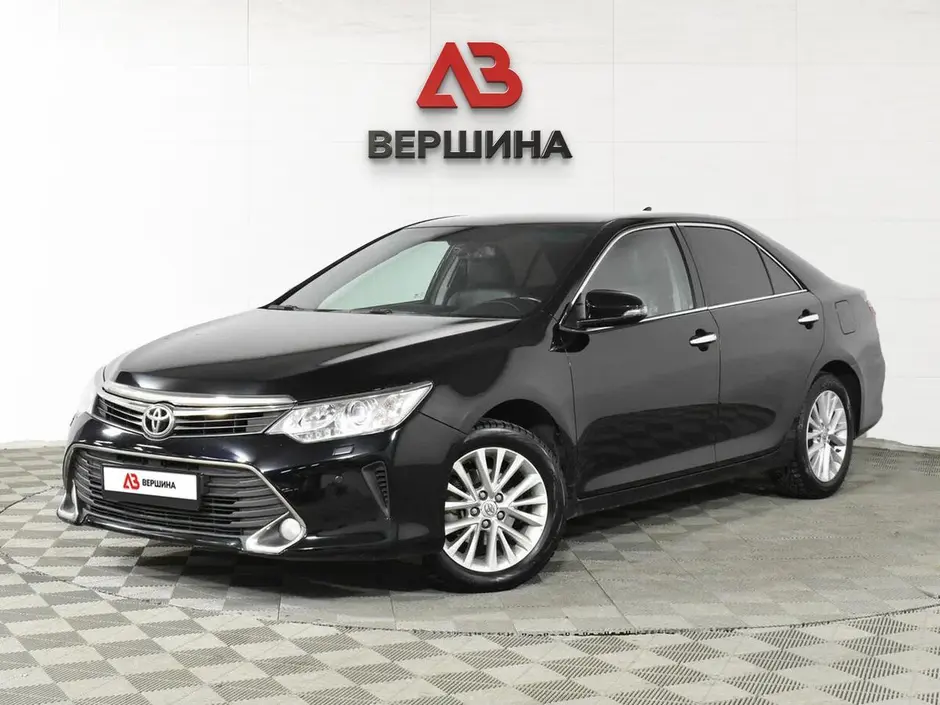 Toyota Camry, 2015 г.