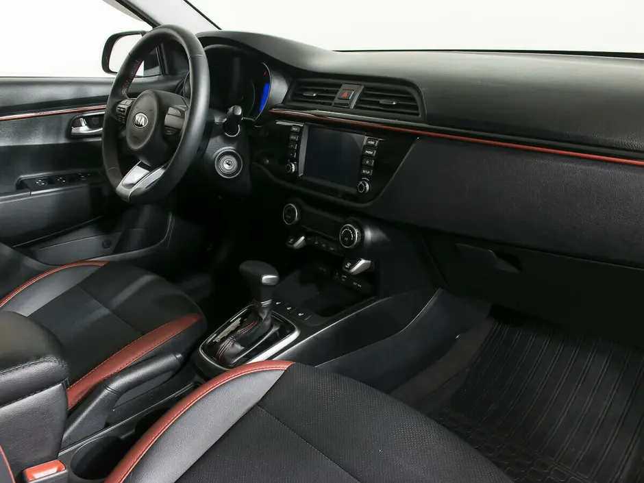 «Авто на Неве»