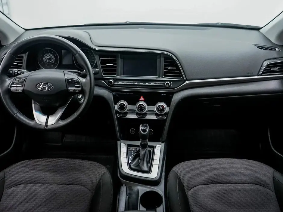 «Авто на Неве»