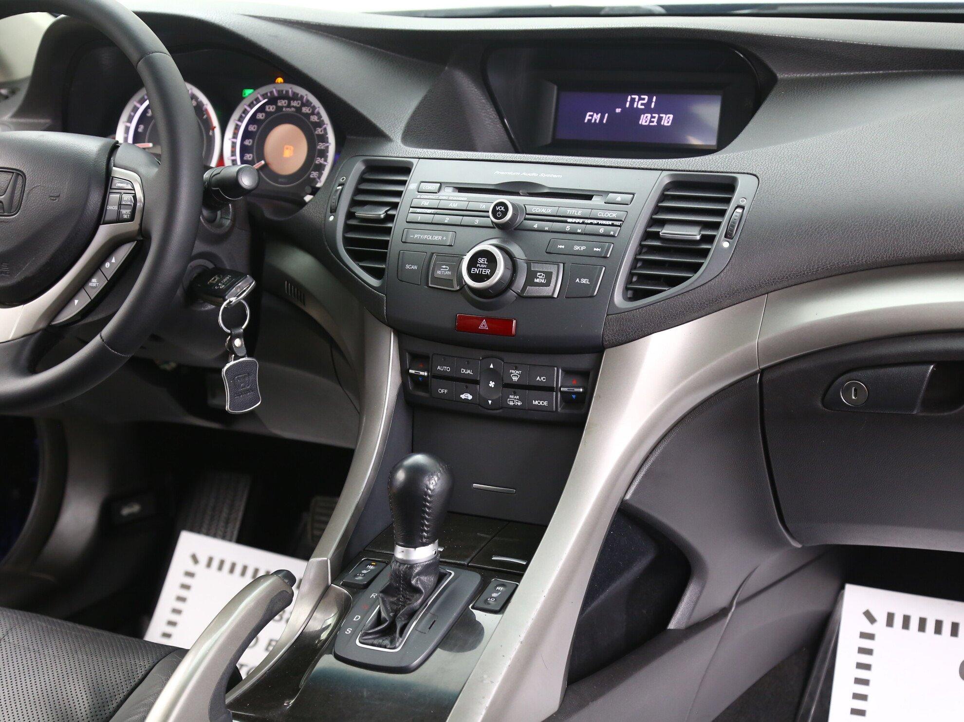 фото автомобиля 12