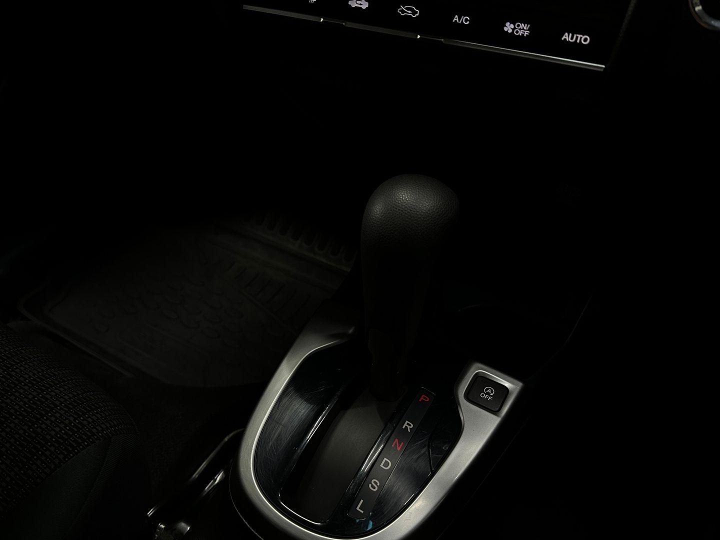 фото автомобиля 12