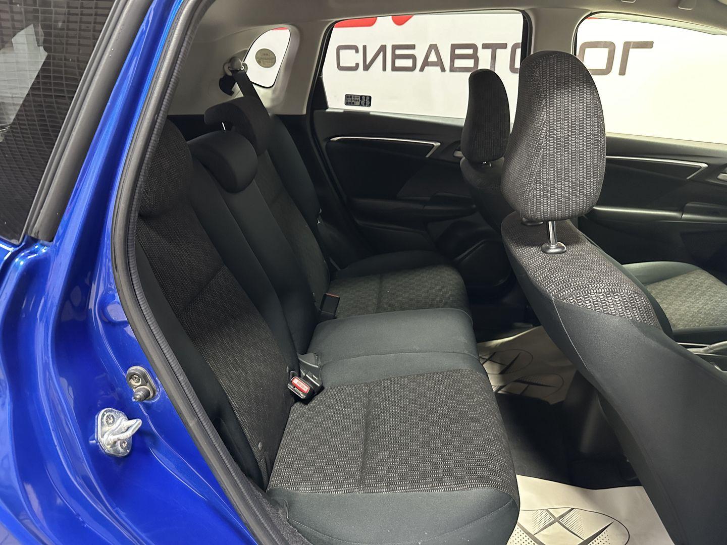 фото автомобиля 13