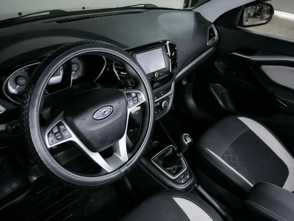 «Авто на Неве»