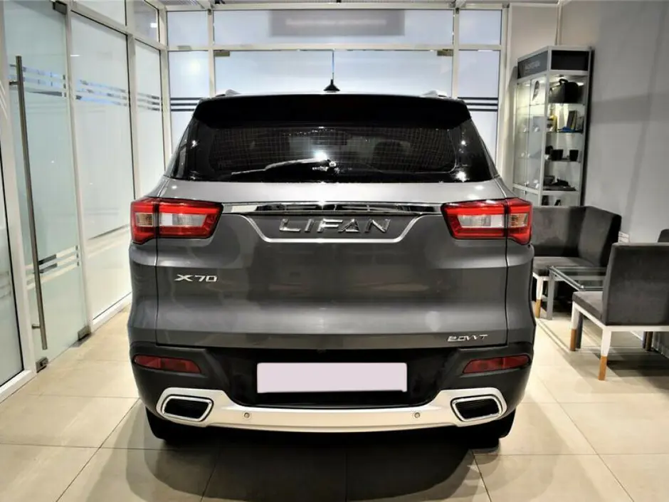 «Авто на Неве»