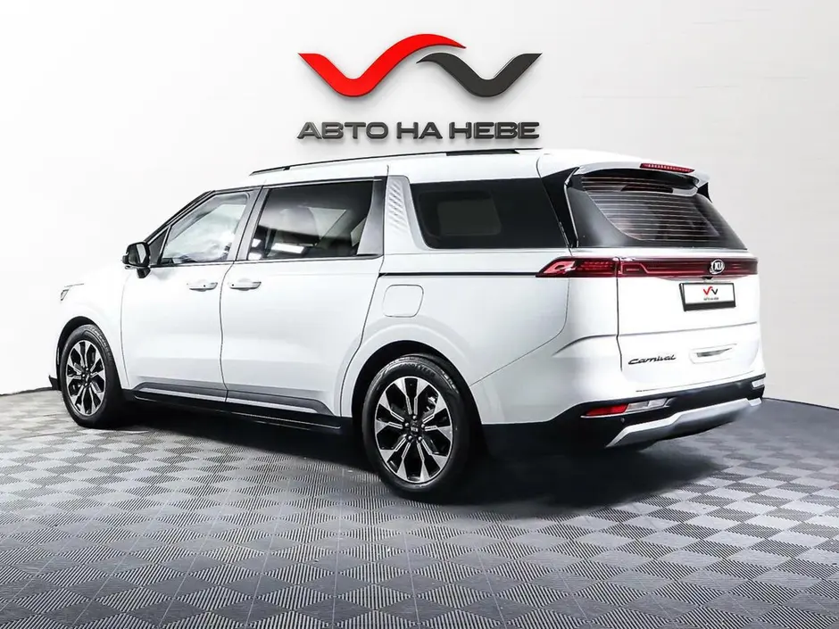 «Авто на Неве»
