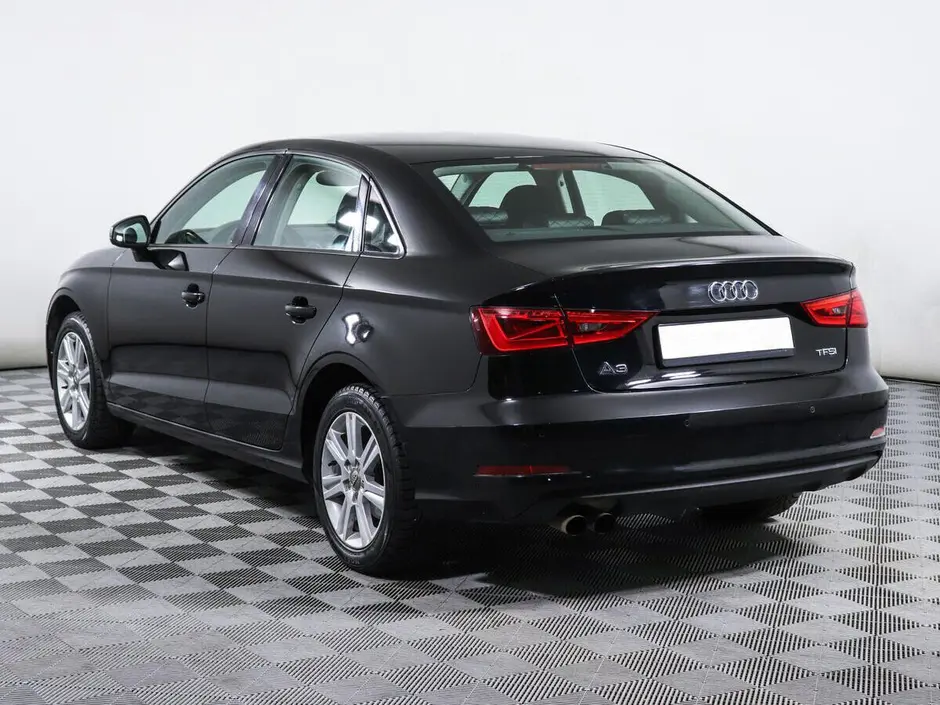 «Авто на Неве»