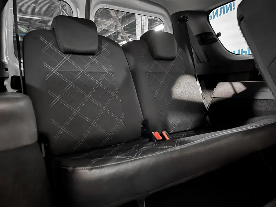 «Авто на Неве»