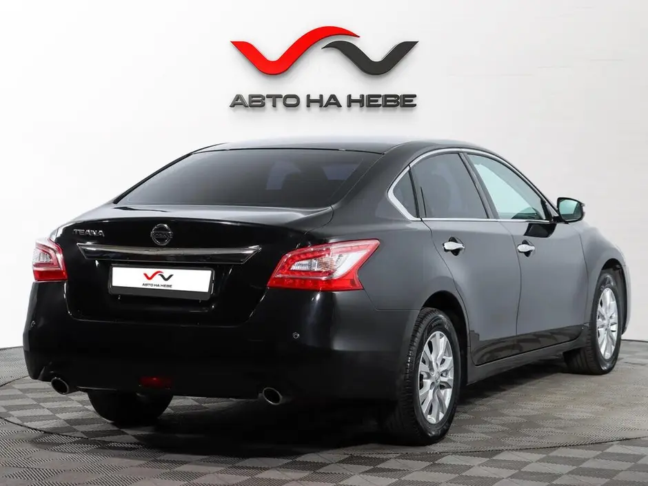 «Авто на Неве»