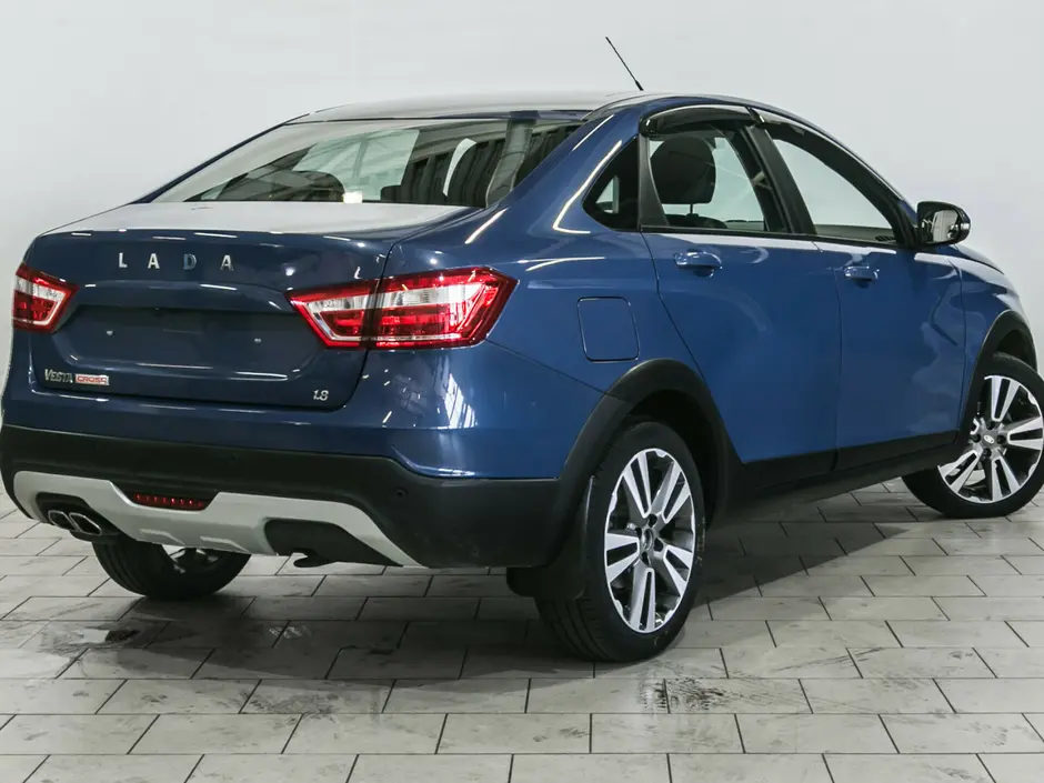 «Авто на Неве»