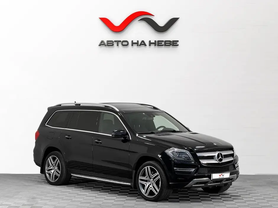 «Авто на Неве»