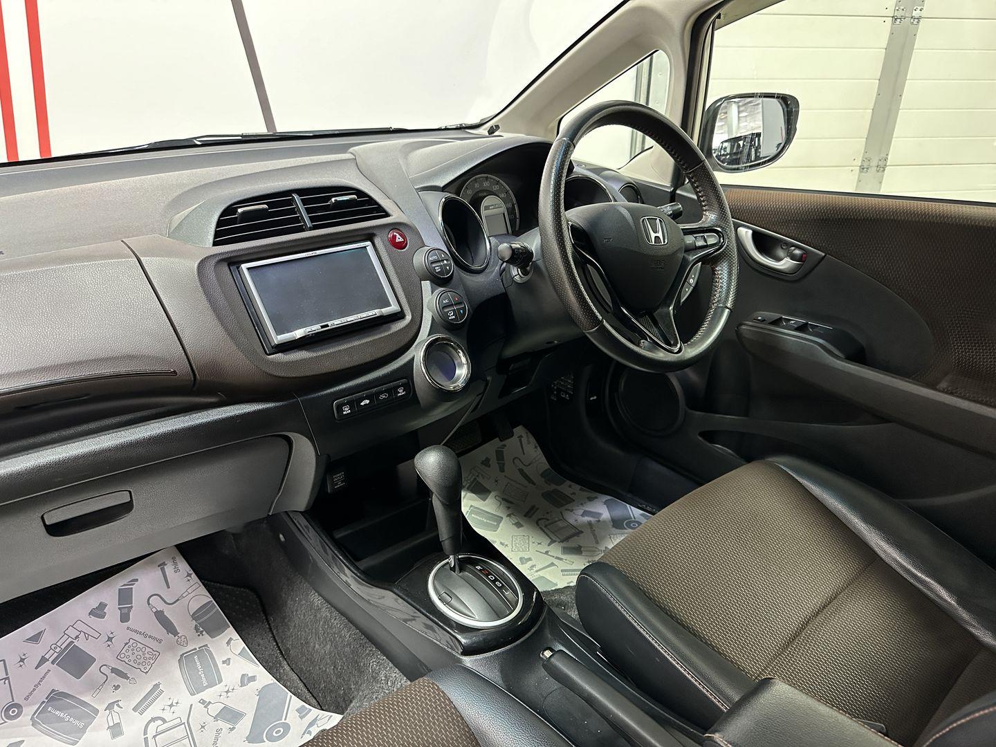 фото автомобиля 11