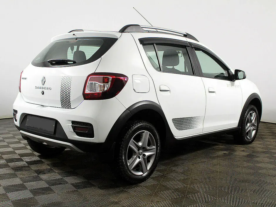 «Авто на Неве»