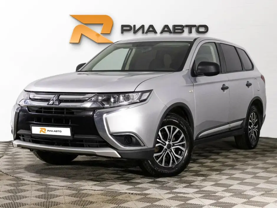 Mitsubishi Outlander, 2016 г.