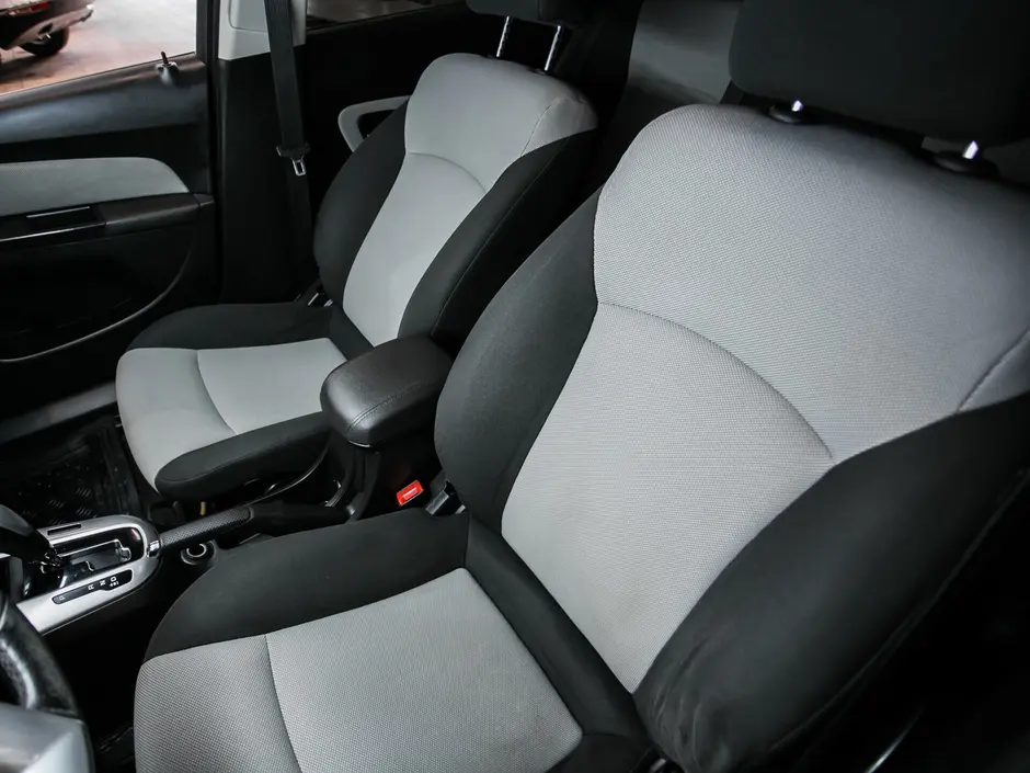 «Авто на Неве»