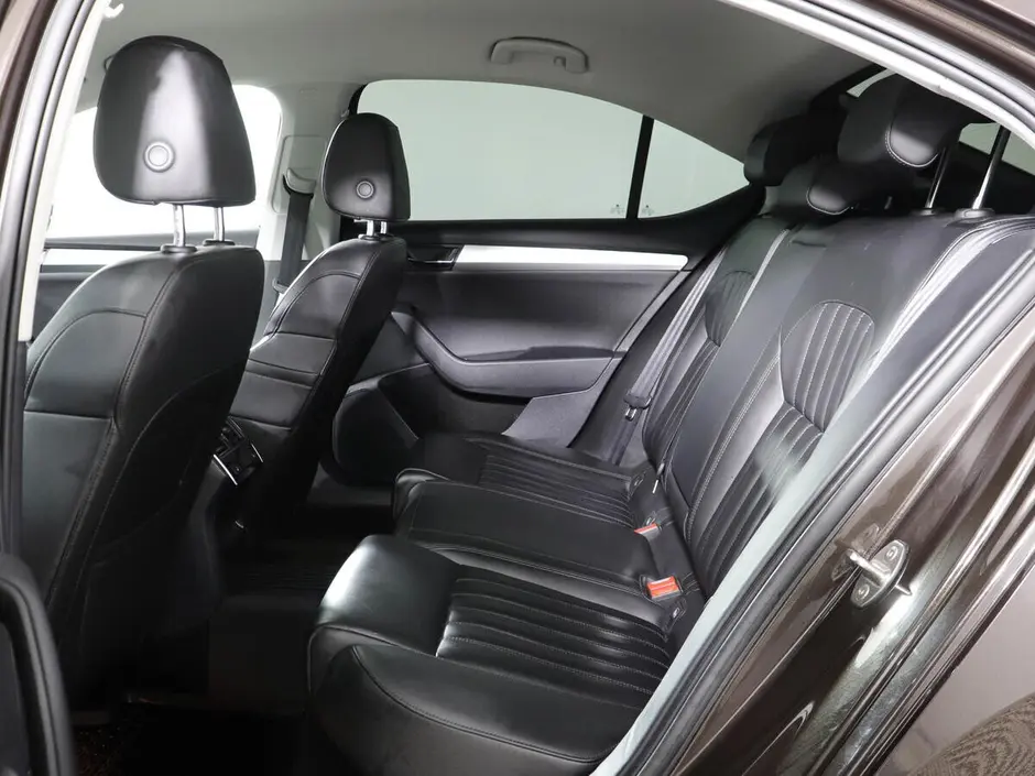 «Авто на Неве»