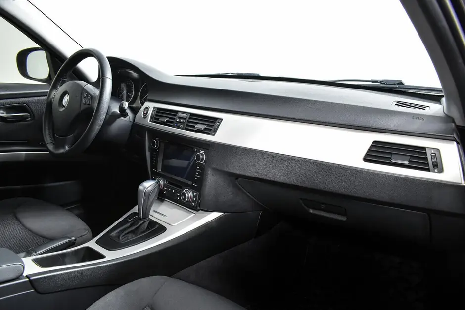 «Авто на Неве»