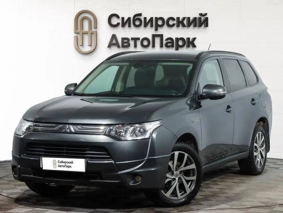 Mitsubishi Outlander, 2014 г.