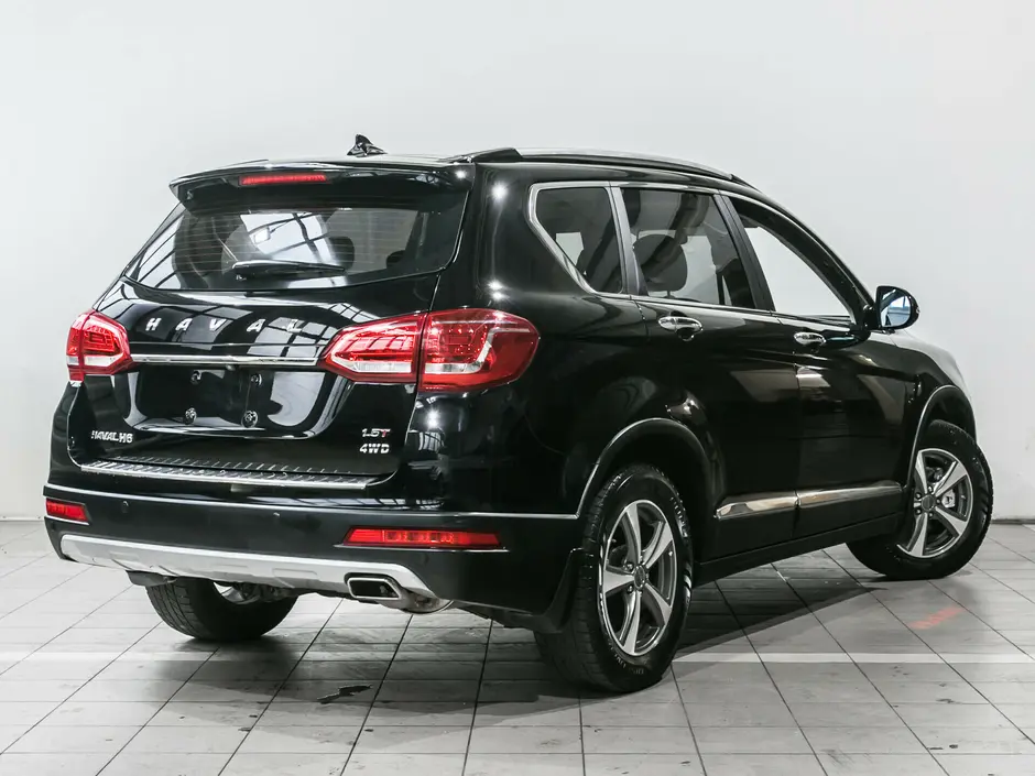 «Авто на Неве»