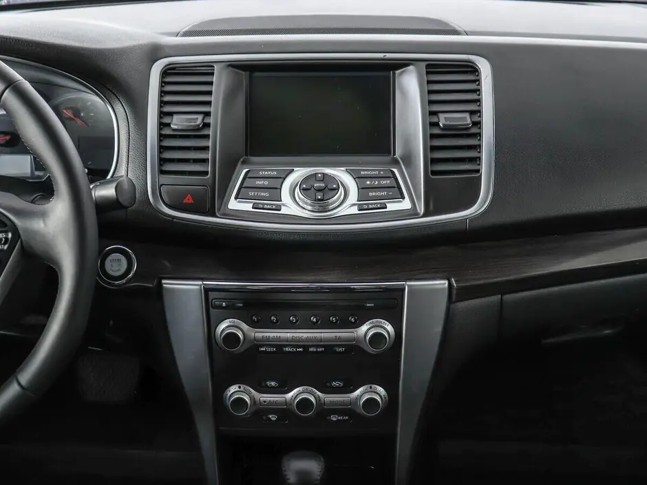 «Авто на Неве»