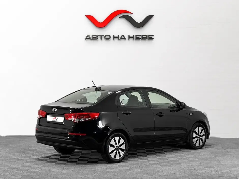 «Авто на Неве»