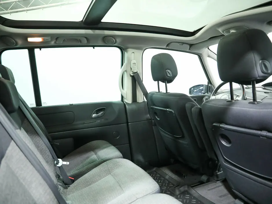 «Авто на Неве»