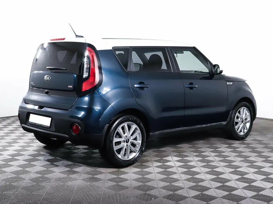 «Авто на Неве»