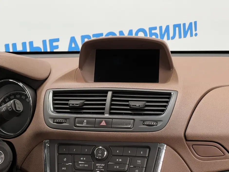 «Авто на Неве»