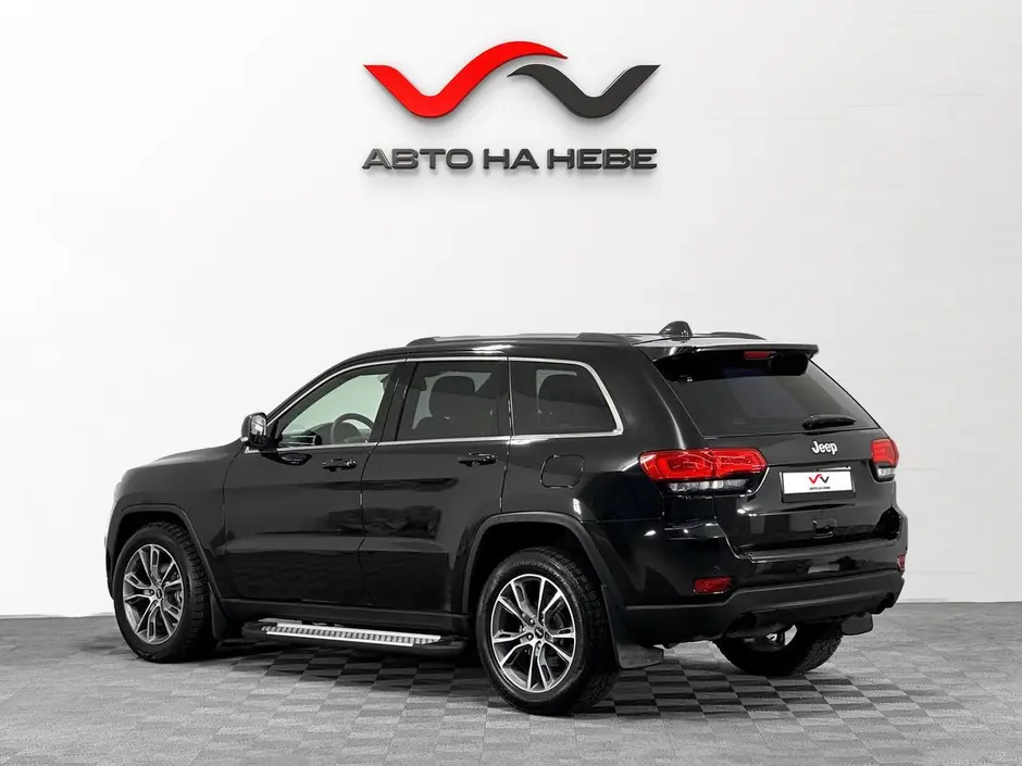 «Авто на Неве»