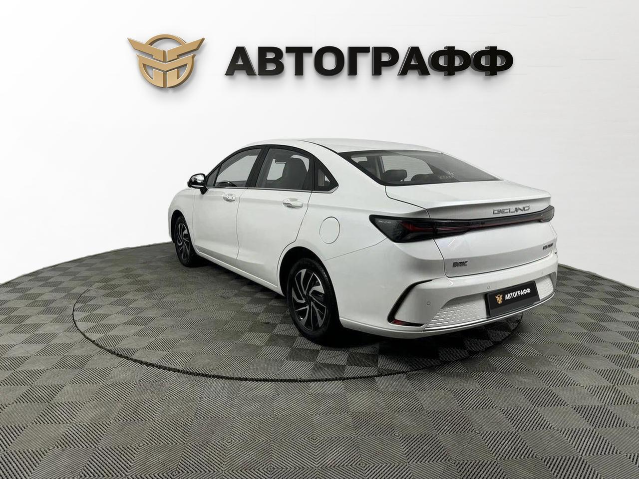 фото автомобиля 3