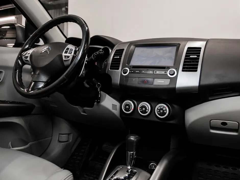 «Авто на Неве»